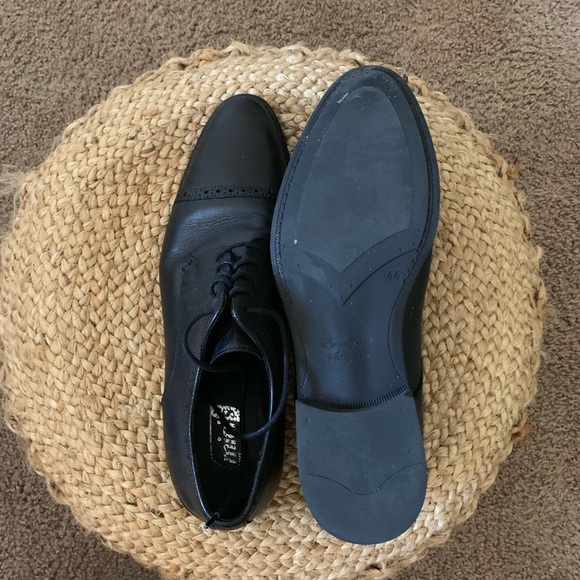 Black Oxford Dress Shoe - Picture 4 of 4